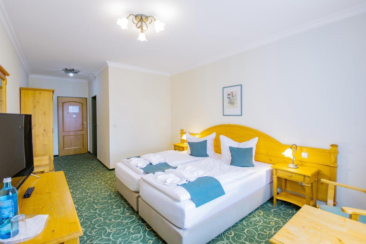 Ferien Hotel Flaeming Niemegk  Екстер'єр фото