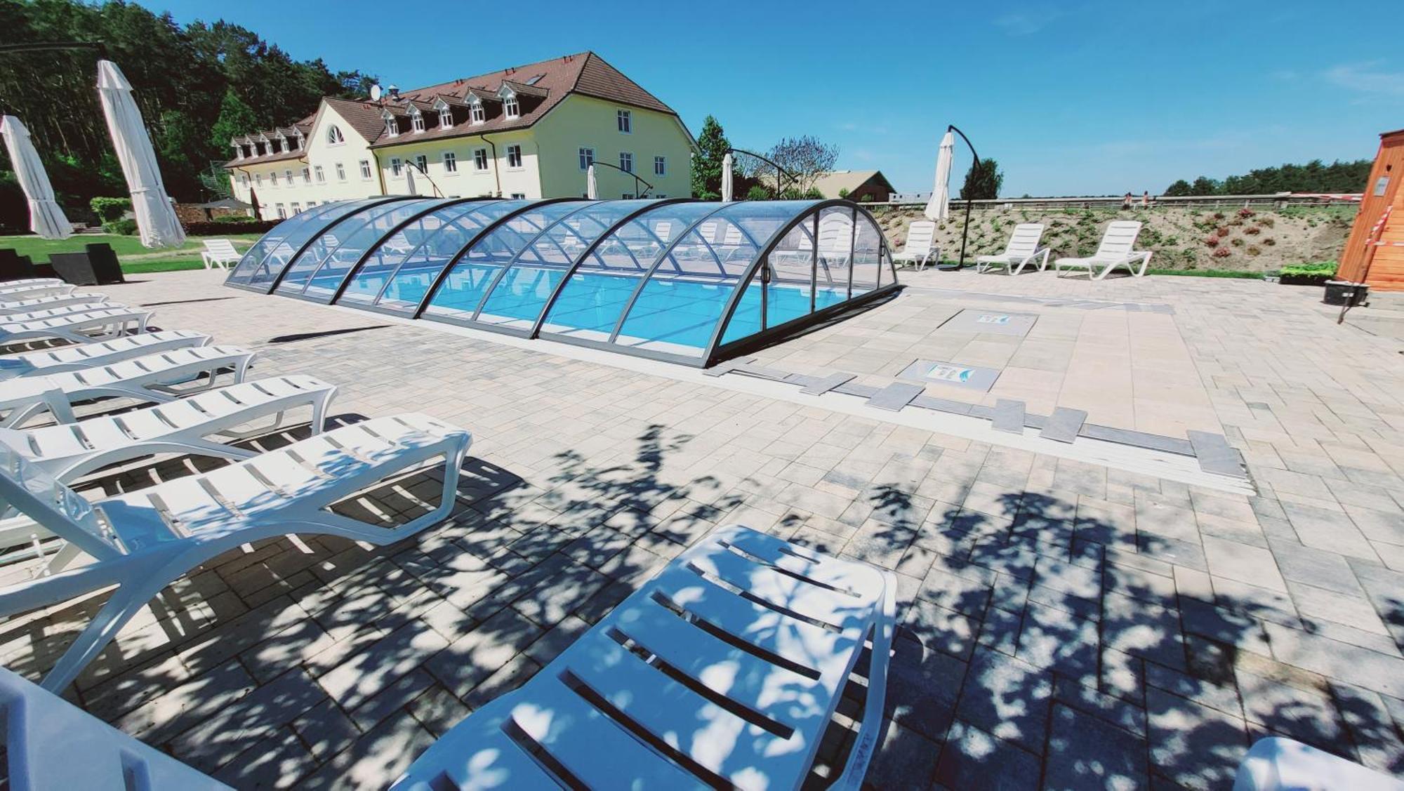 Ferien Hotel Flaeming Niemegk  Екстер'єр фото
