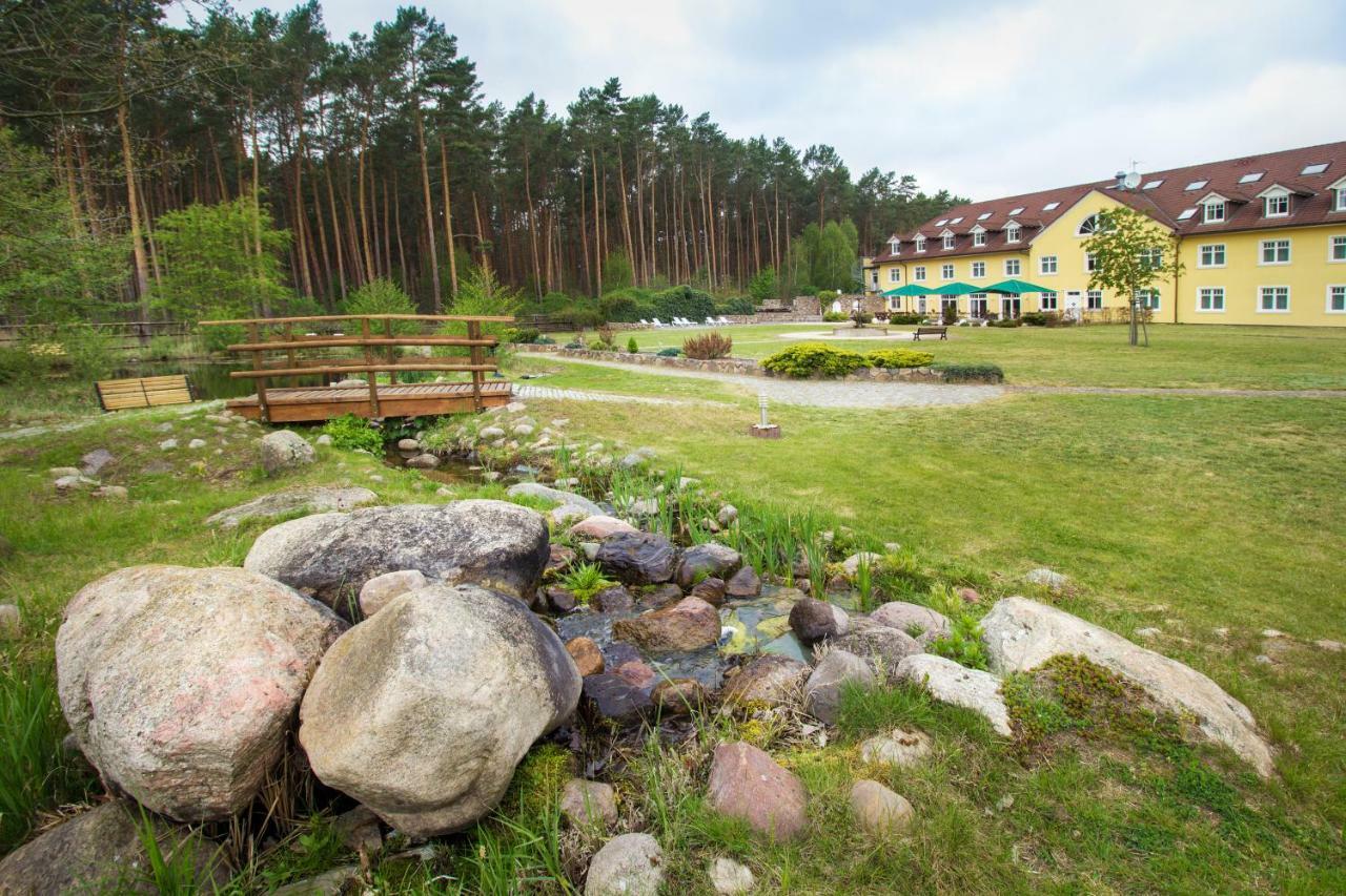 Ferien Hotel Flaeming Niemegk  Екстер'єр фото